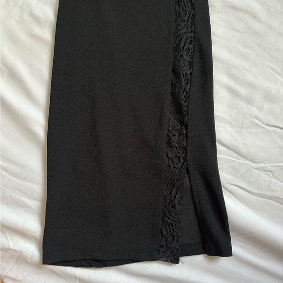 Black ZARA is pants - Picture 2 of 3